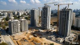 What Are The Key Challenges & Opportunities in Mumbai's Real Estate Redevelopment, and How Can Stakeholders Navigate Them Effectively?