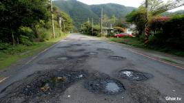  Potholes Emerge on 76 KM Igatpuri-Amane Expressway Just Weeks After June 2025 Inauguration | MSRDC Responds