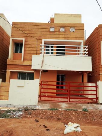 4 BHK Independent House / Villa / Bungalow for Sale of Built-up 2012 Sq.ft in Srishti Sanskriti Mungali Naka Bilaspur - Chhattisgarh by Deepak Yadav 4 BHK Independent House / Villa / Bungalow for Sale of Built-up 2012 Sq.ft in Srishti Sanskriti Mungali Naka Bilaspur - Chhattisgarh by Deepak Yadav