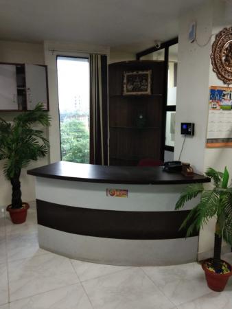 Built-up 1500 Sq.ft Office Space for Rent in Levana Cyber Heights Vibhuti Khand Lucknow by Vineet Built-up 1500 Sq.ft Office Space for Rent in Levana Cyber Heights Vibhuti Khand Lucknow by Vineet