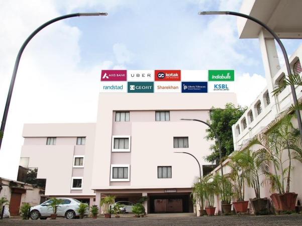 Built-up 1090 Sq.ft Office Space for Rent in Center Point Kharavela Nagar Bhubaneswar by Henry Feegrade Built-up 1090 Sq.ft Office Space for Rent in Center Point Kharavela Nagar Bhubaneswar by Henry Feegrade