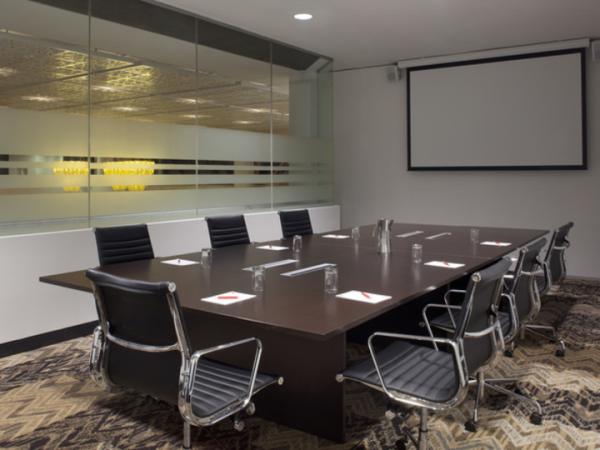 Built-up 800 Sq.ft Office Space for Rent in Chennai by Viji Built-up 800 Sq.ft Office Space for Rent in Chennai by Viji