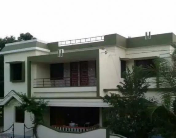 7 BHK Independent House / Villa / Bungalow for Sale of Built-up 3600 Sq.ft in Moodabidri Mangalore by Chethan 7 BHK Independent House / Villa / Bungalow for Sale of Built-up 3600 Sq.ft in Moodabidri Mangalore by Chethan