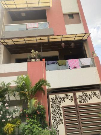 4 BHK Flat for Sale of Built-up 2750 Sq.ft in Surat by Alpesh Solanki 4 BHK Flat for Sale of Built-up 2750 Sq.ft in Surat by Alpesh Solanki