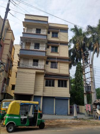 Built-up 2000 Sq.ft Commercial Showroom for Sale in Showroom Garia Station Road Kolkata by Sisir Roy Built-up 2000 Sq.ft Commercial Showroom for Sale in Showroom Garia Station Road Kolkata by Sisir Roy