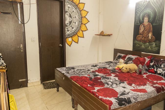 Paying Guest for Rent of Built-up 250 Sq.ft in Sector 15 Noida by Sakshi Gupta Paying Guest for Rent of Built-up 250 Sq.ft in Sector 15 Noida by Sakshi Gupta