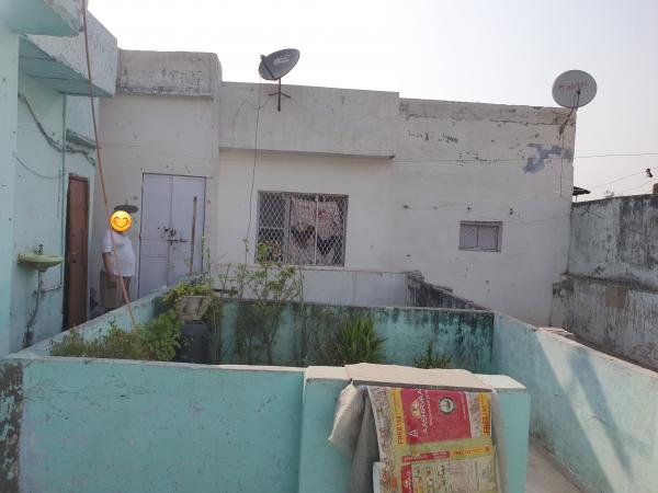 Full Floor for Sale of Carpet 900 Sq.ft in Sitaram Bazar New Delhi by Diwakar Sharma Full Floor for Sale of Carpet 900 Sq.ft in Sitaram Bazar New Delhi by Diwakar Sharma