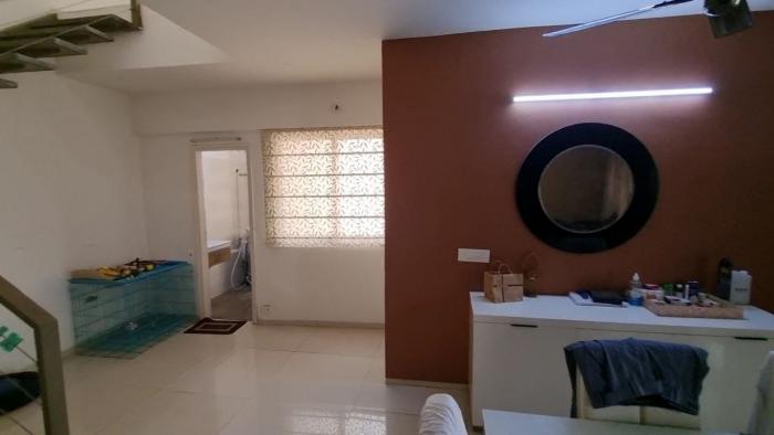 Duplex Flat for Sale of Built-up 3200 Sq.ft in Tulip Violet Sector 69 Gurgaon by Manoj Raghav Duplex Flat for Sale of Built-up 3200 Sq.ft in Tulip Violet Sector 69 Gurgaon by Manoj Raghav