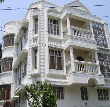 3 BHK Serviced Apartment for Rent of Built-up 1800 Sq.ft in Salt Lake City Kolkata by Kalyan Bose 3 BHK Serviced Apartment for Rent of Built-up 1800 Sq.ft in Salt Lake City Kolkata by Kalyan Bose