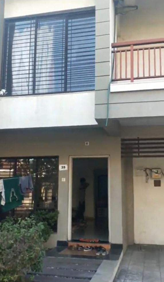 2.5 BHK Independent House / Villa / Bungalow for Sale of Built-up 1800 Sq.ft in Avadh Shangrila Baleshwar Surat by Mitesh Khandelwal 2.5 BHK Independent House / Villa / Bungalow for Sale of Built-up 1800 Sq.ft in Avadh Shangrila Baleshwar Surat by Mitesh Khandelwal