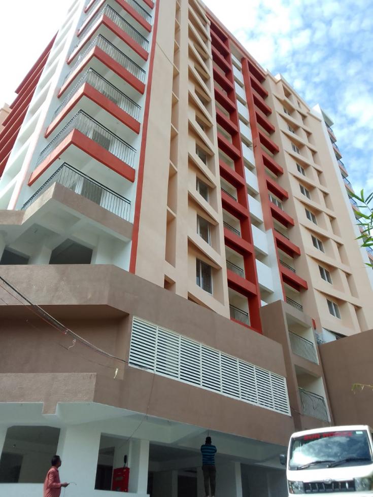2 BHK Flat for Sale of Built-up 1099 Sq.ft in Sun Medanta Ulloor Trivandrum by Annie 2 BHK Flat for Sale of Built-up 1099 Sq.ft in Sun Medanta Ulloor Trivandrum by Annie