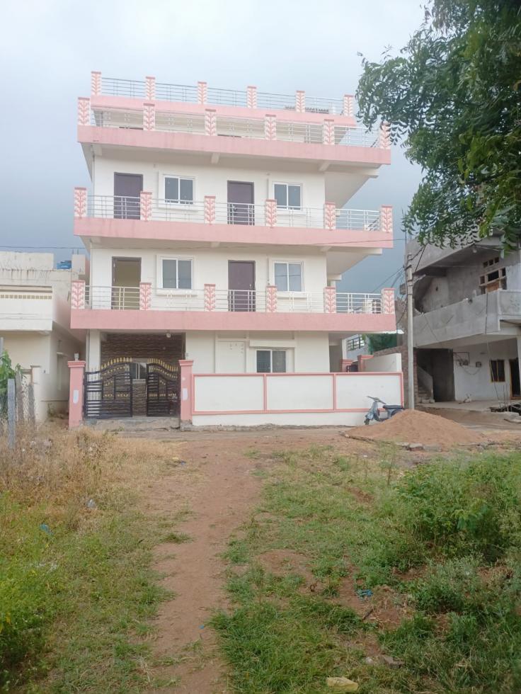 7 BHK Full Building for Sale of Built-up 5200 Sq.ft in Shankarpally Hyderabad by Satyajith 7 BHK Full Building for Sale of Built-up 5200 Sq.ft in Shankarpally Hyderabad by Satyajith