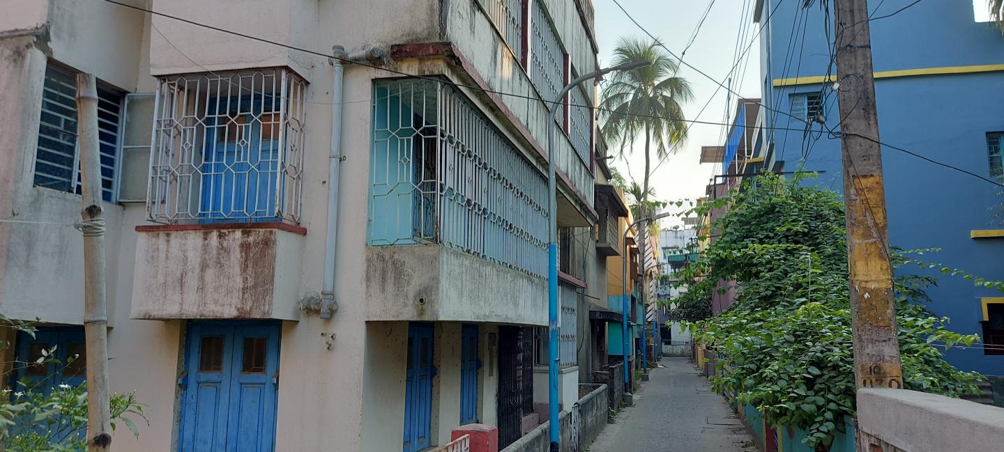 6 BHK Independent House / Villa / Bungalow for Sale of Built-up 2070 Sq.ft in Barasat Kolkata by Amitava Ghosh 6 BHK Independent House / Villa / Bungalow for Sale of Built-up 2070 Sq.ft in Barasat Kolkata by Amitava Ghosh