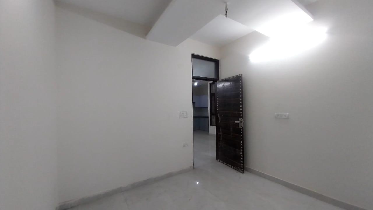 2 BHK Independent/Builder Floor for Sale of Carpet 710 Sq.ft in Sector 7 Gurgaon by Sunil 2 BHK Independent/Builder Floor for Sale of Carpet 710 Sq.ft in Sector 7 Gurgaon by Sunil