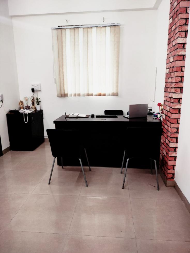 Built-up 1050 Sq.ft Office Space for Rent in Bengali Square Indore by Vanture Realty Built-up 1050 Sq.ft Office Space for Rent in Bengali Square Indore by Vanture Realty