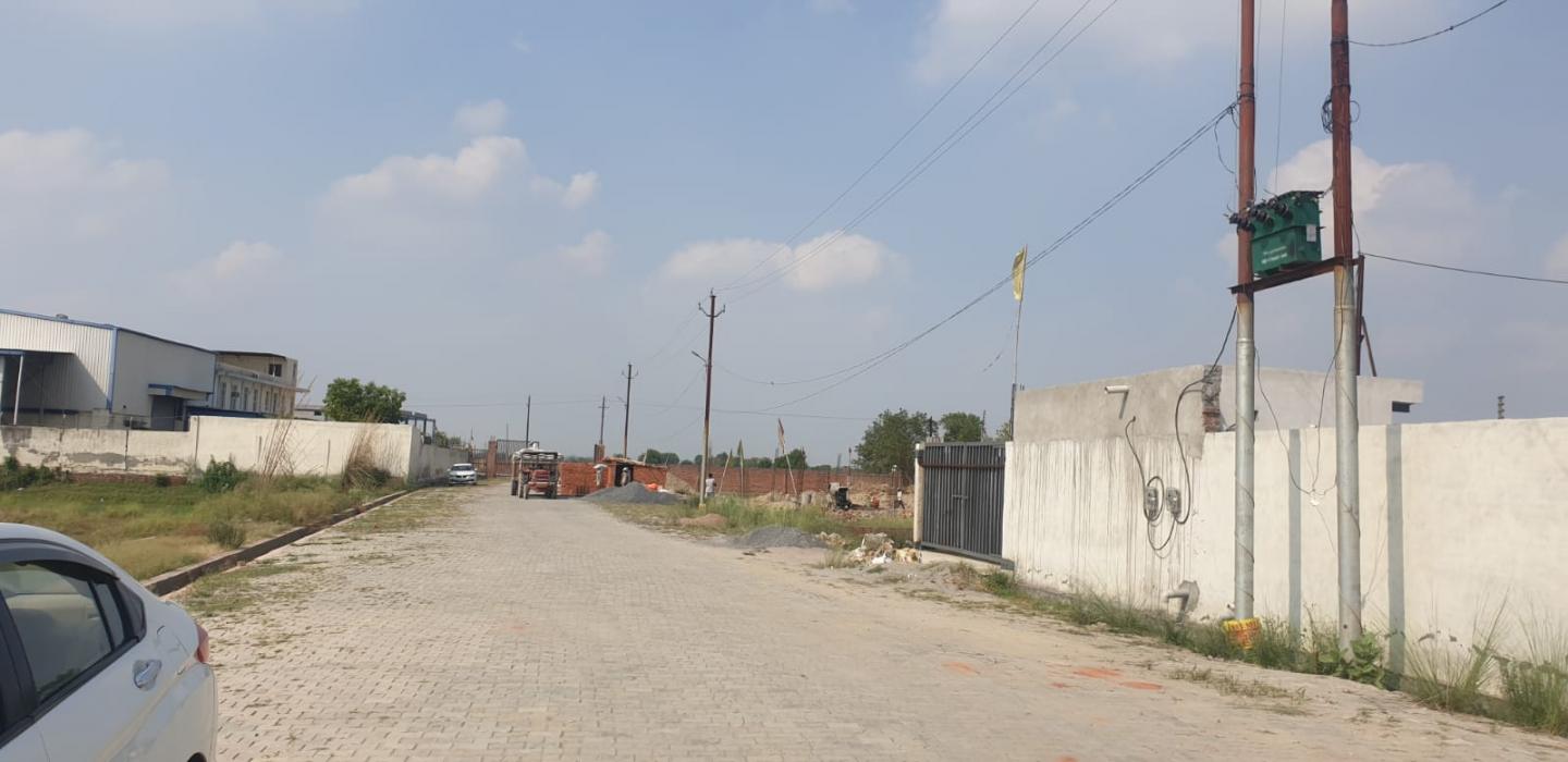 Plot 200 Sq.Yard Commercial Plot for Sale in Dasna Ghaziabad by Nitish Tyagi Plot 200 Sq.Yard Commercial Plot for Sale in Dasna Ghaziabad by Nitish Tyagi