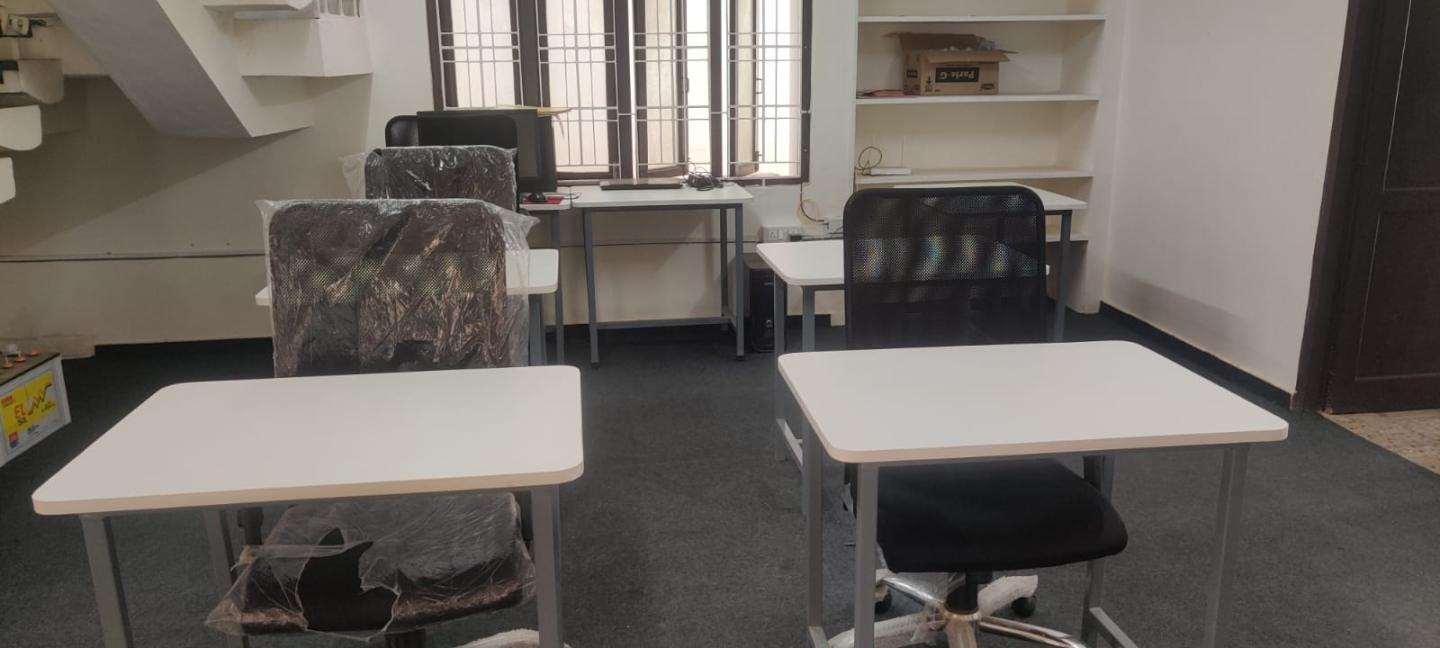 Built-up 1200 Sq.ft Coworking Space for Rent in Ekkaduntangal Chennai by Aparna Ragu Built-up 1200 Sq.ft Coworking Space for Rent in Ekkaduntangal Chennai by Aparna Ragu