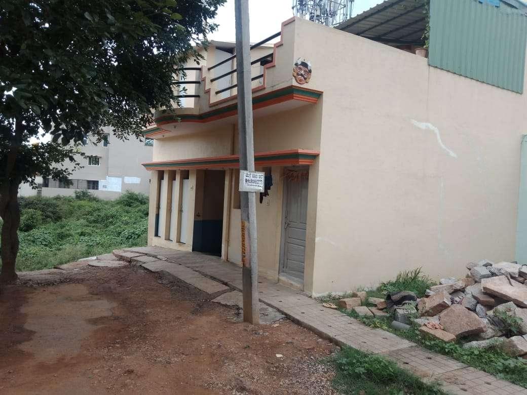 8 BHK Full Building for Sale of Plot 1700 Sq.ft in Bharat Nagar Bangalore by Muniraj M 8 BHK Full Building for Sale of Plot 1700 Sq.ft in Bharat Nagar Bangalore by Muniraj M