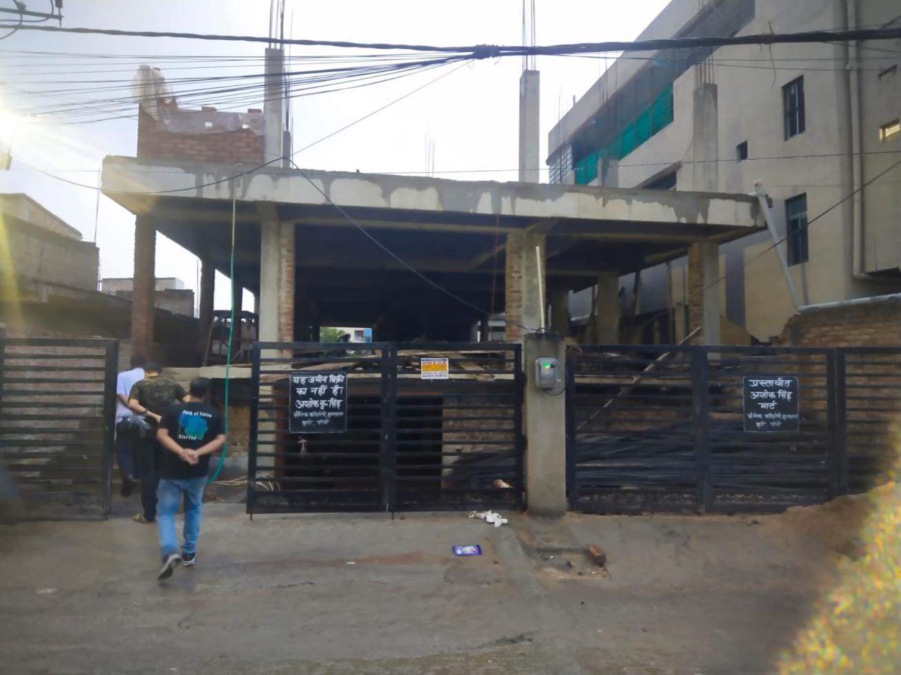 Carpet 3000 Sq.ft Commercial Space for Rent in   by Surendra Kumar Singh