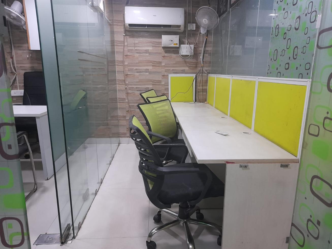 Plot 2500 Sq.ft Office Space for Rent in Preet Vihar New Delhi by SW Plot 2500 Sq.ft Office Space for Rent in Preet Vihar New Delhi by SW