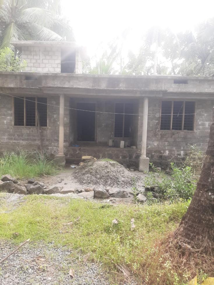 1 BHK Independent House / Villa / Bungalow for Sale of Built-up 650 Sq.ft in Chitilappilly Thrissur by Arun kumar 1 BHK Independent House / Villa / Bungalow for Sale of Built-up 650 Sq.ft in Chitilappilly Thrissur by Arun kumar