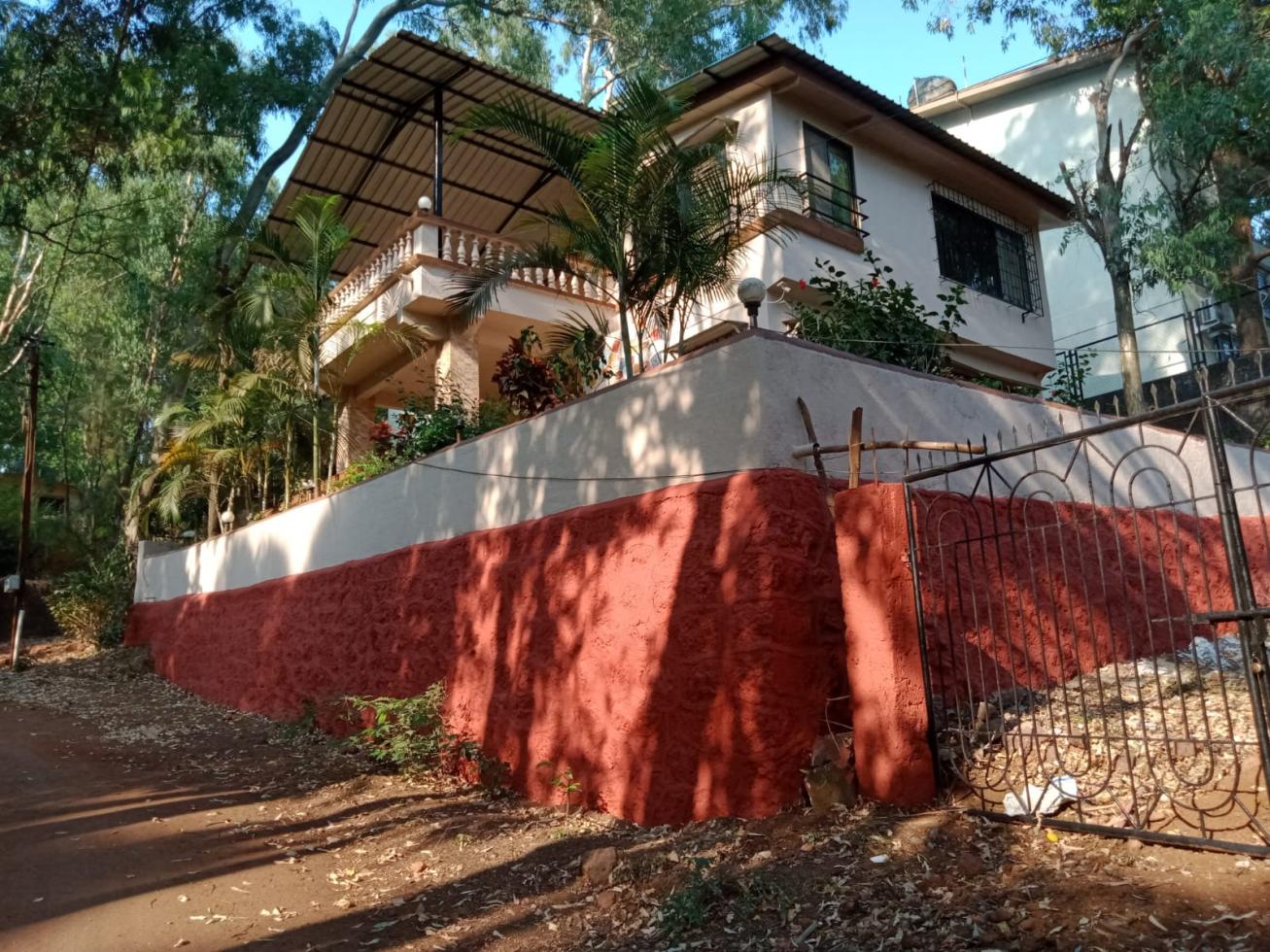 4 BHK Residential Plot for Sale of Built-up 2500 Sq.ft in Panchgani by Aashayy Shroff 4 BHK Residential Plot for Sale of Built-up 2500 Sq.ft in Panchgani by Aashayy Shroff