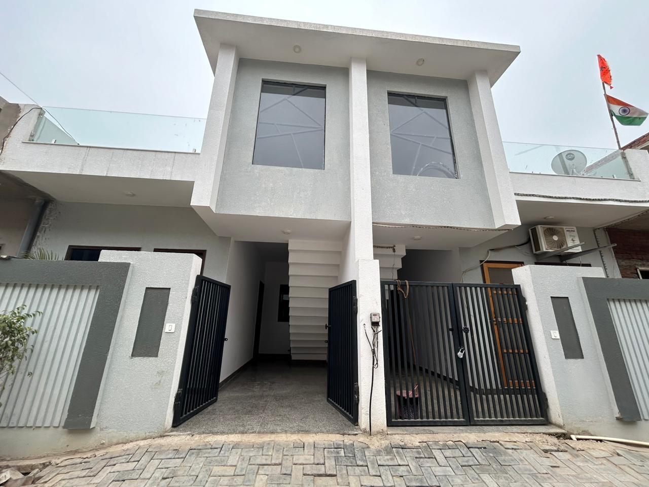 3 BHK Independent House / Villa / Bungalow for Sale of Built-up 1125 Sq.ft in Kundol Agra by Sapna 3 BHK Independent House / Villa / Bungalow for Sale of Built-up 1125 Sq.ft in Kundol Agra by Sapna