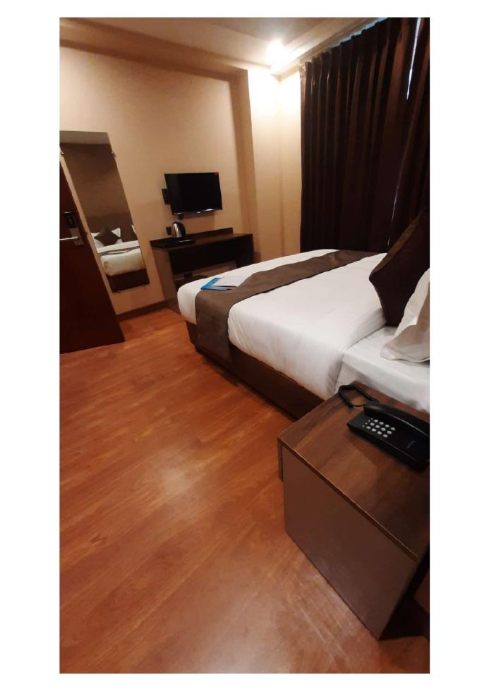 Built-up 400 Sq.Yard Hotel and Resort for Sale in Dwarka New Delhi by Ajay Goswami Built-up 400 Sq.Yard Hotel and Resort for Sale in Dwarka New Delhi by Ajay Goswami