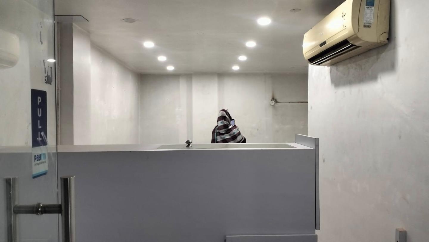 Built-up 320 Sq.ft Commercial Space for Sale in   by Mahesh