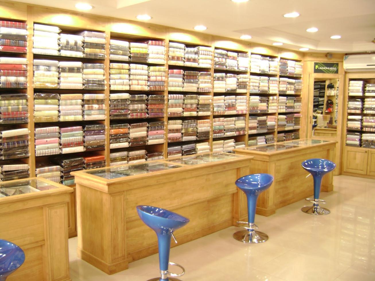 Built-up 600 Sq.ft Commercial Shop for Sale in Banjara Hills Hyderabad by Ramesh Built-up 600 Sq.ft Commercial Shop for Sale in Banjara Hills Hyderabad by Ramesh