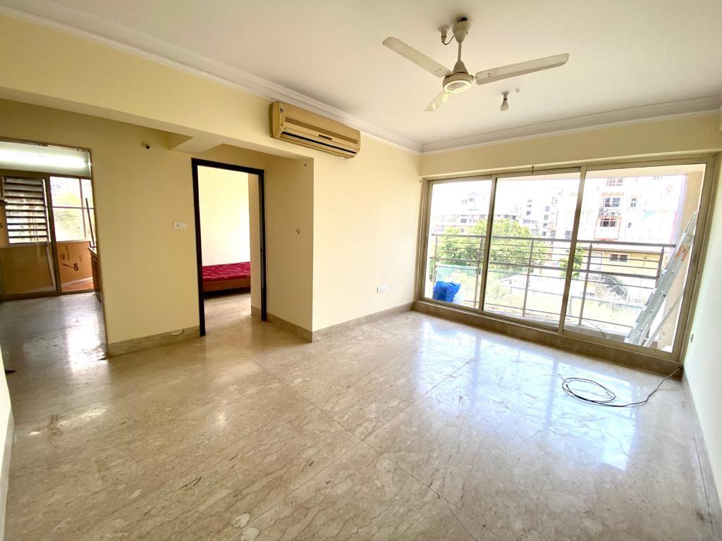 2 BHK Flat for Rent of Carpet 750 Sq.ft in Satnam Sagar Khar West Mumbai by Huzaifa Kamble 2 BHK Flat for Rent of Carpet 750 Sq.ft in Satnam Sagar Khar West Mumbai by Huzaifa Kamble