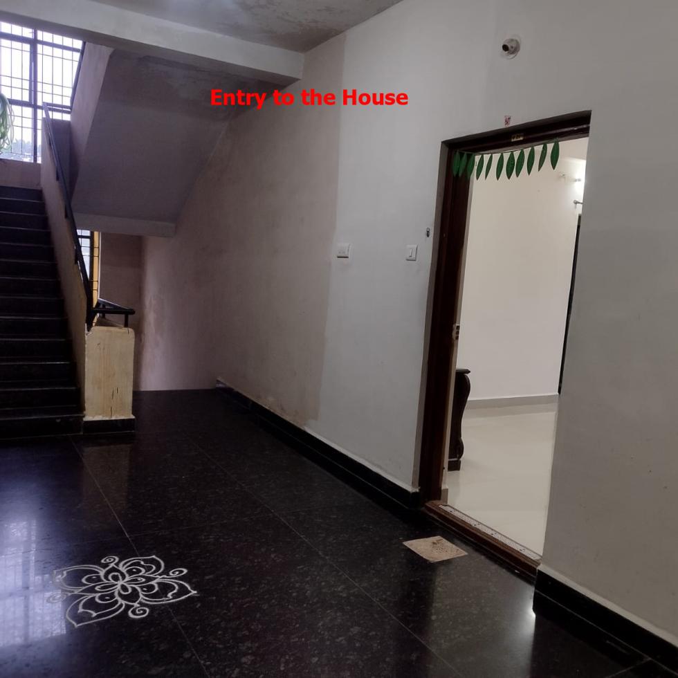 2 BHK Flat for Rent of Built-up 1200 Sq.ft in Janaki Kamal Apartment Gandhinagar Dharwad by Mamata Desai 2 BHK Flat for Rent of Built-up 1200 Sq.ft in Janaki Kamal Apartment Gandhinagar Dharwad by Mamata Desai