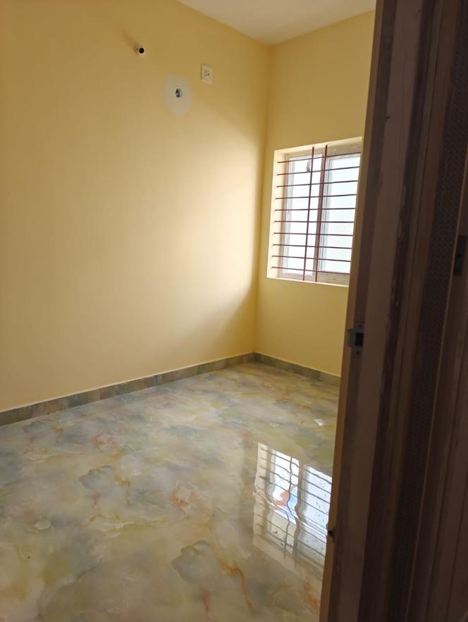 3 BHK Independent House / Villa / Bungalow for Sale of Built-up 1000 Sq.ft in Jh Housing Bathalapalli Hosur by Imran