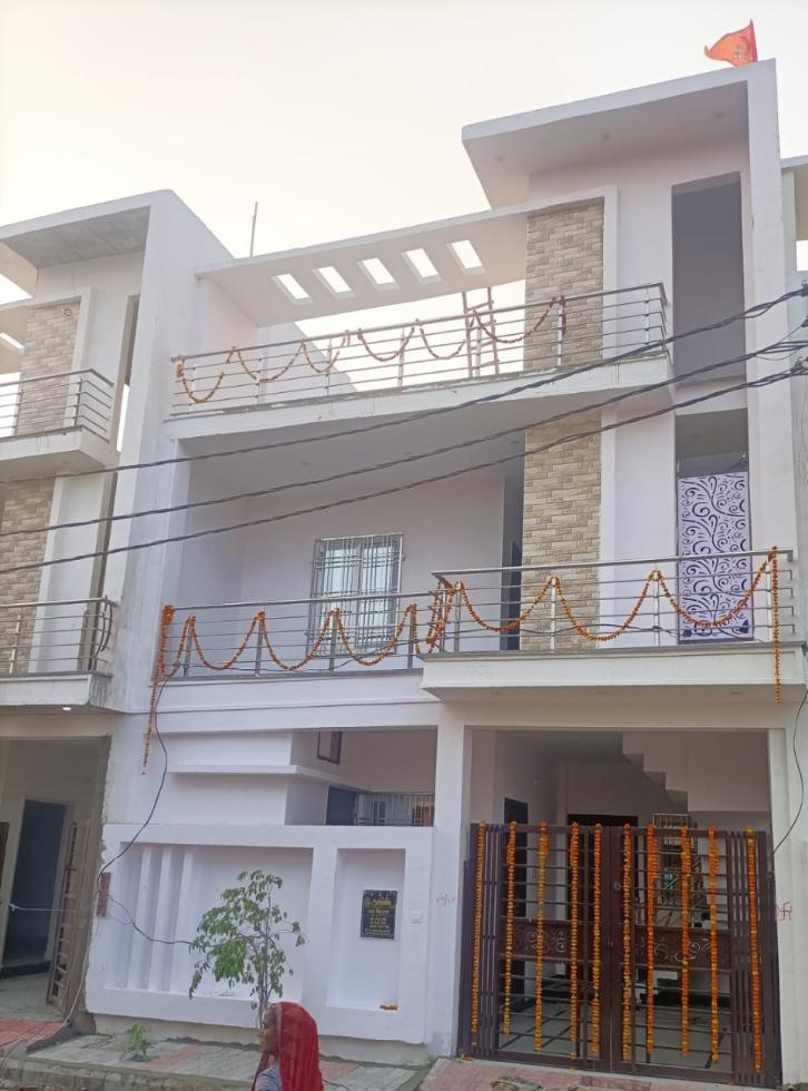 3 BHK Independent House / Villa / Bungalow for Sale of Built-up 1920 Sq.ft in Aasra Puram Phase 2 Kanpur Road Lucknow by Shubham Kumar 3 BHK Independent House / Villa / Bungalow for Sale of Built-up 1920 Sq.ft in Aasra Puram Phase 2 Kanpur Road Lucknow by Shubham Kumar