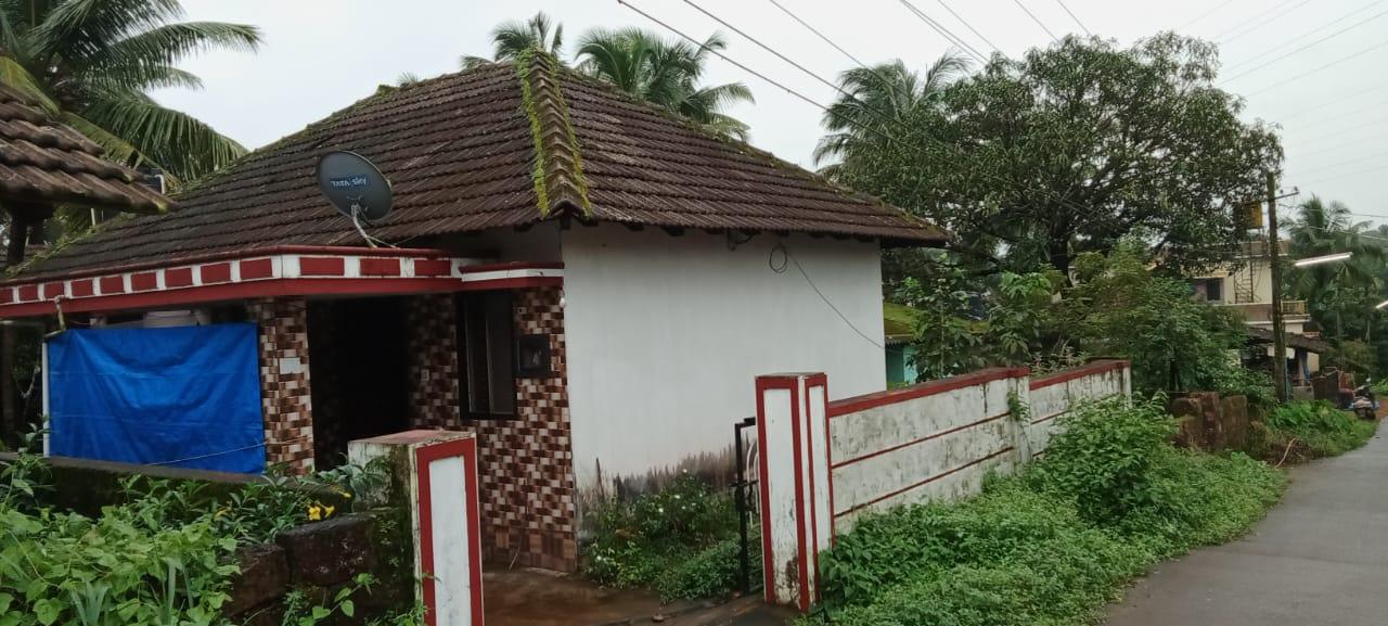 2 BHK Independent House / Villa / Bungalow for Sale of Built-up 2395.8 Sq.ft in Vamanjoor Mangalore by Roshan