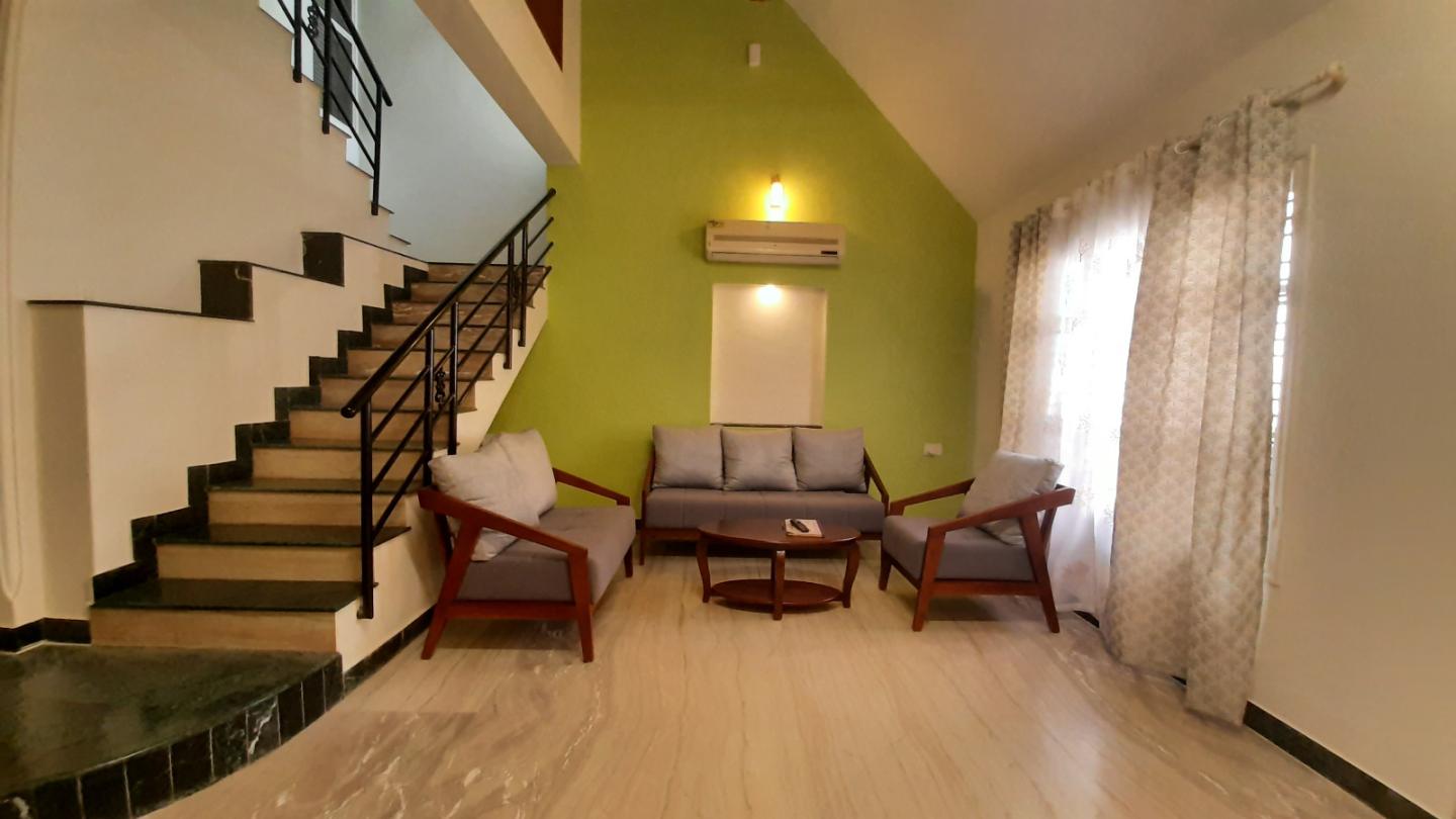 3 BHK Independent House / Villa / Bungalow for Rent of Built-up 2800 Sq.ft in Kasturi Nagar Bangalore by Miracle Realty