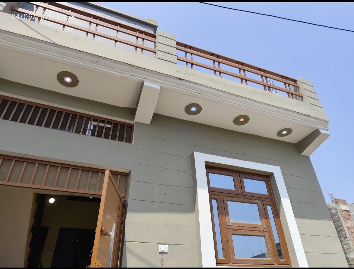 3 BHK Independent House / Villa / Bungalow for Sale of Built-up 900 Sq.ft in Kalyanpur Kanpur by Ravindra
