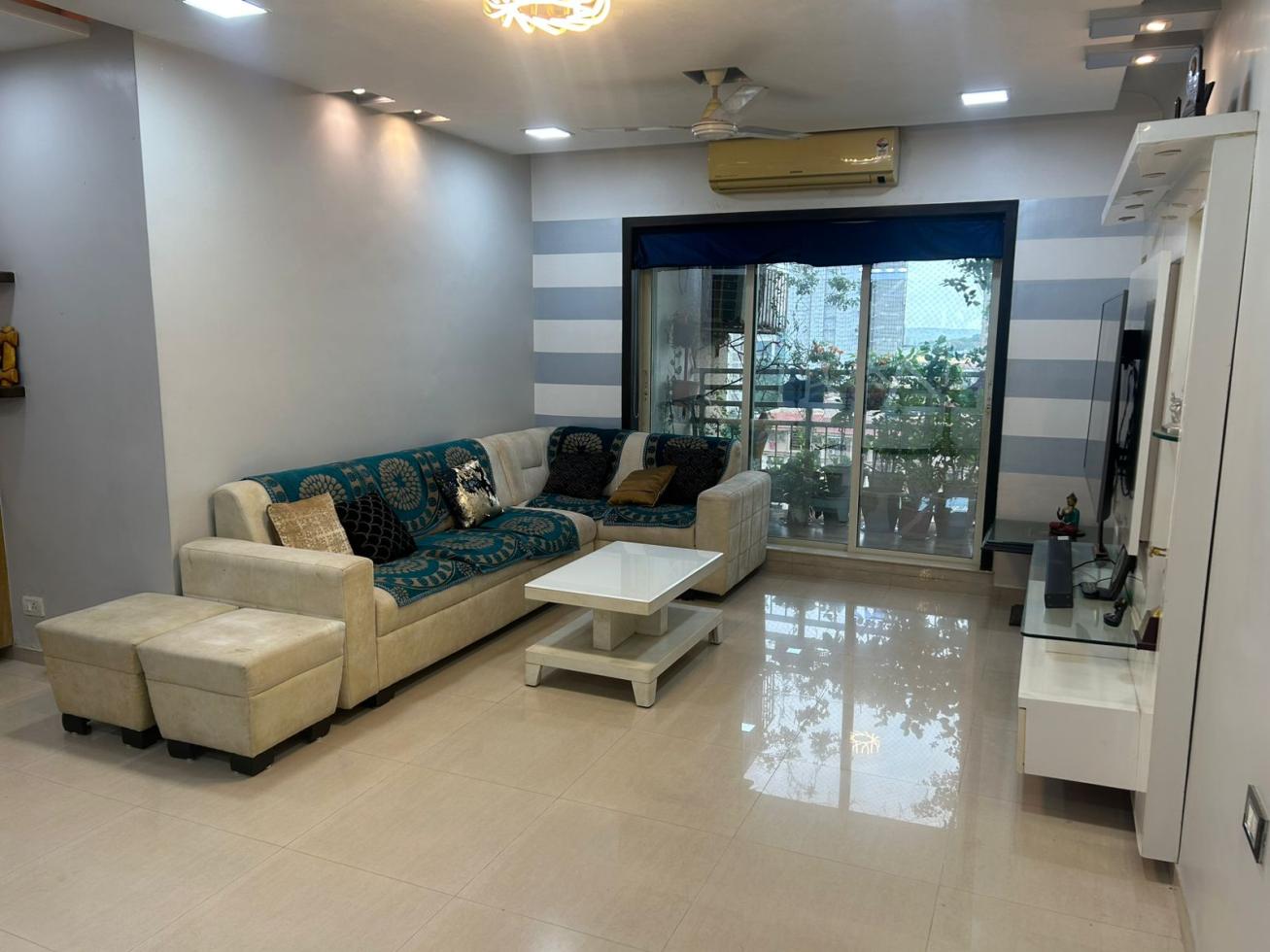 3 BHK Flat for Rent of Carpet 1200 Sq.ft in Rustomjee Ozone Goregaon West Mumbai by Rajesh Aher