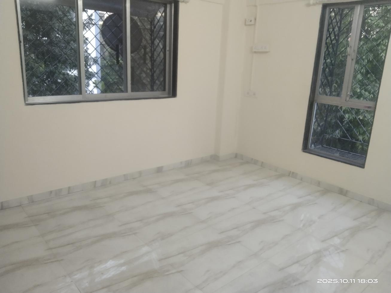 2 BHK Flat for Sale of Carpet 700 Sq.ft in Florida Apartment Andheri West Mumbai by Rajesh Aher