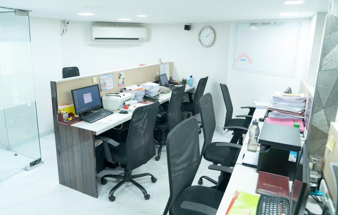 Built-up 1700 Sq.ft Office Space for Rent in Neo Corporate Plaza Malad West Mumbai by Dinesh Tripathi