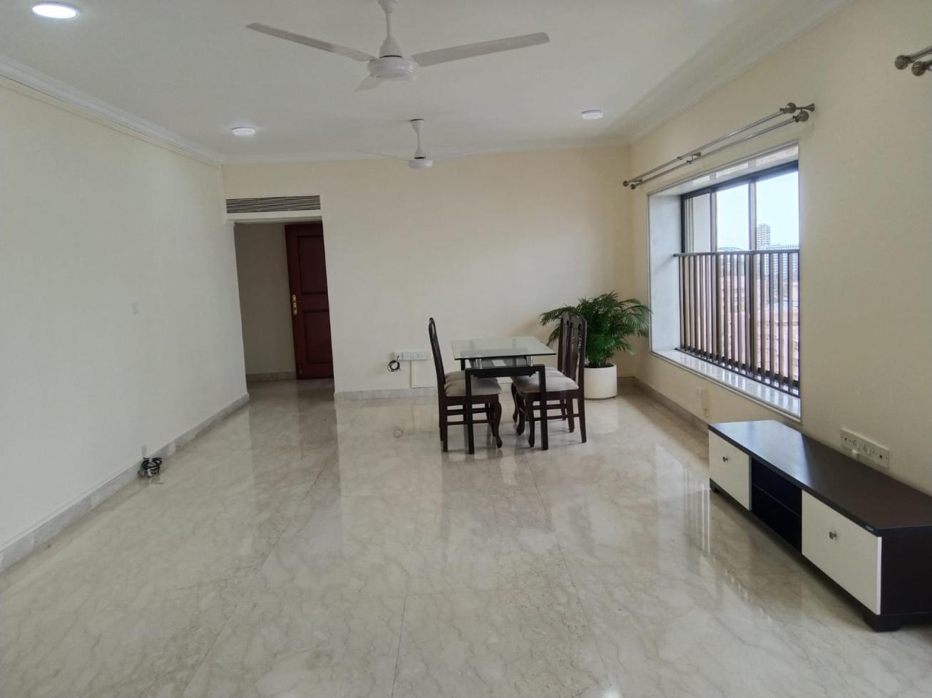 4 BHK Flat for Rent of Carpet 2200 Sq.ft in Prabhadevi Mumbai by Dinesh Tripathi