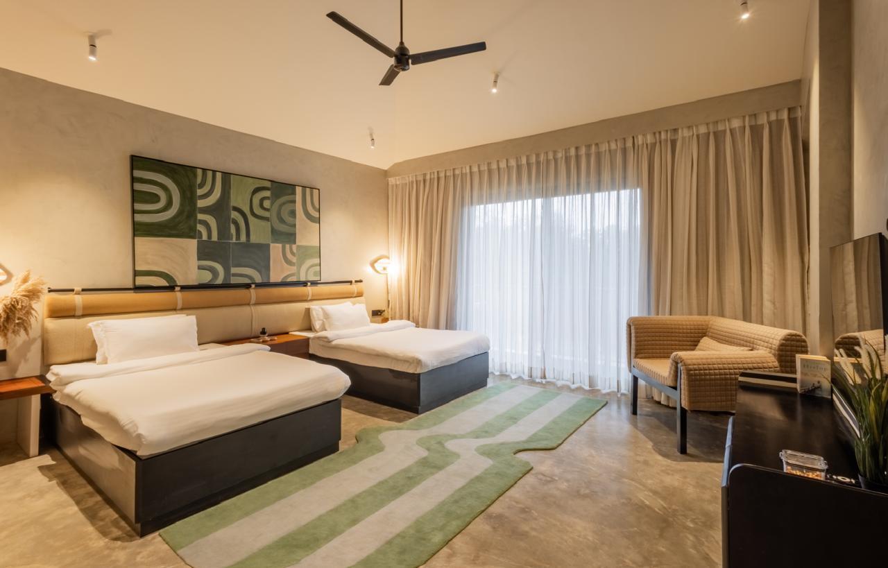 4 BHK Independent House / Villa / Bungalow for Sale of Carpet 4500 Sq.ft in Assagao North Goa by Dinesh Tripathi