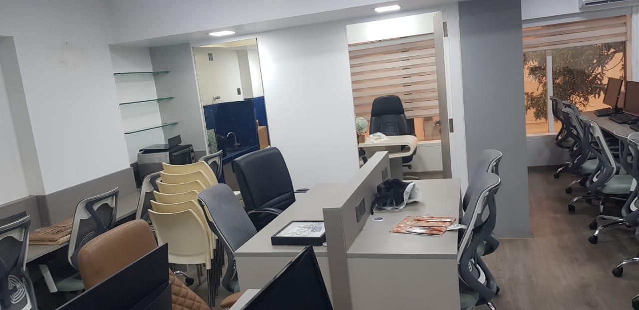 Carpet 700 Sq.ft Commercial Space for Rent in Vikas Commercial Complex Mulund West Mumbai by Dinesh Tripathi