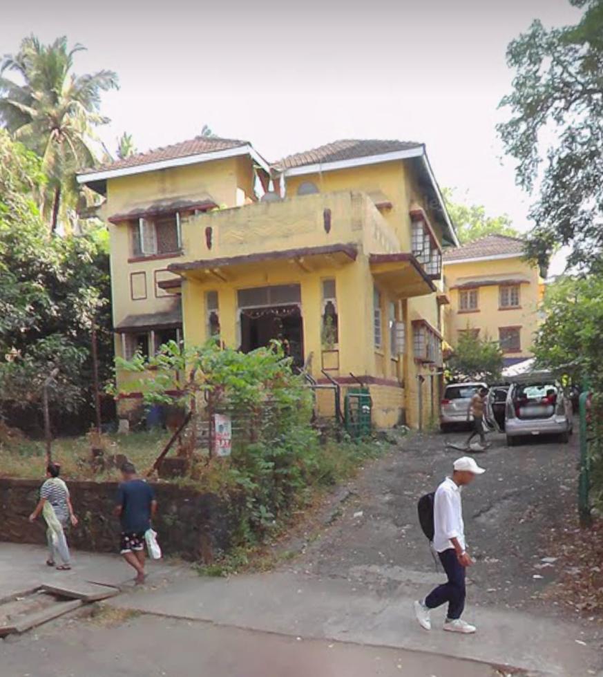  Independent House / Villa / Bungalow for Sale of Plot 1024 Sq.Meter in Andheri West Mumbai by Salim Khan