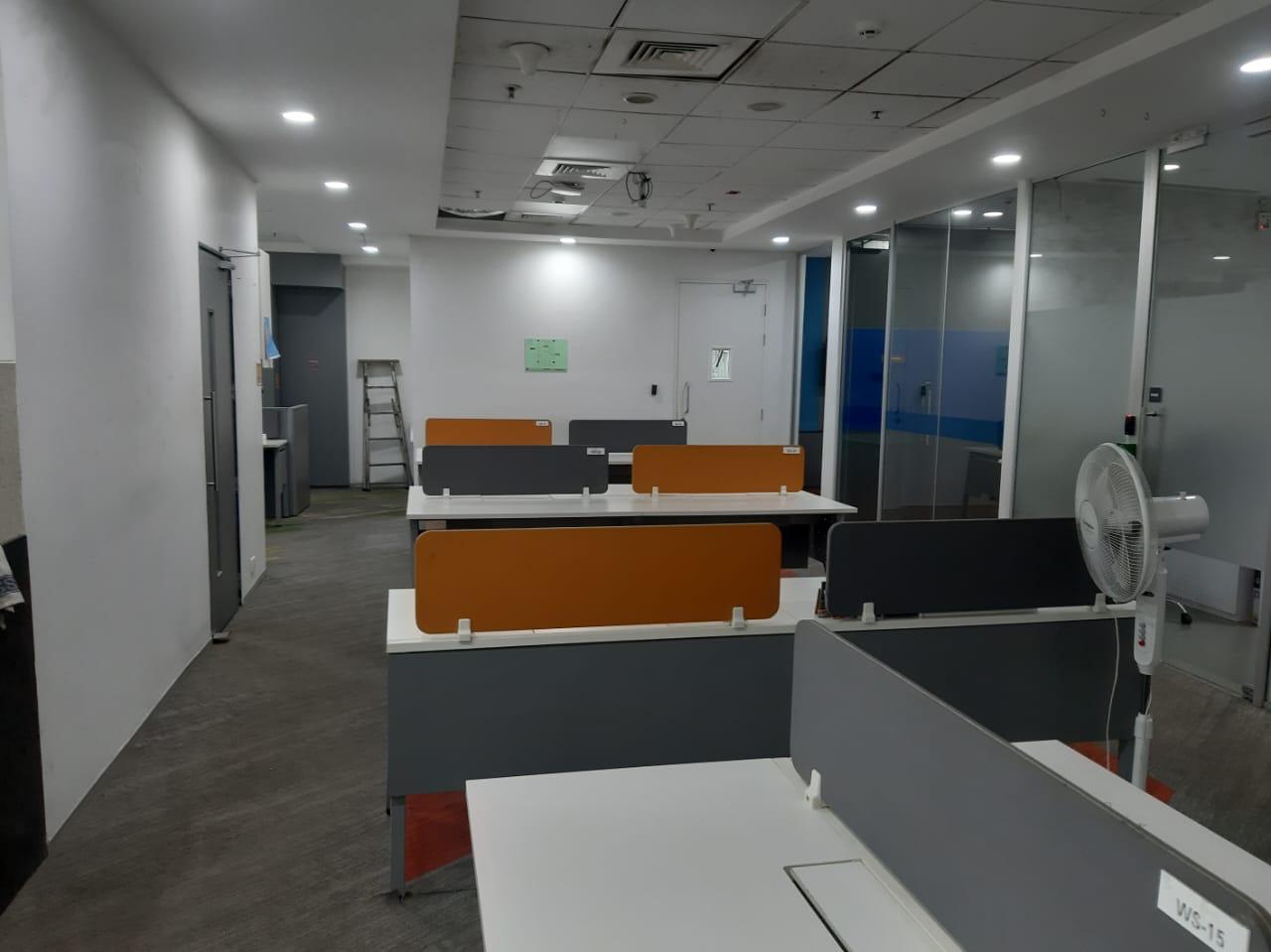 Carpet 2000 Sq.ft Office Space for Rent in Interface Building Malad West Mumbai by Dinesh Tripathi