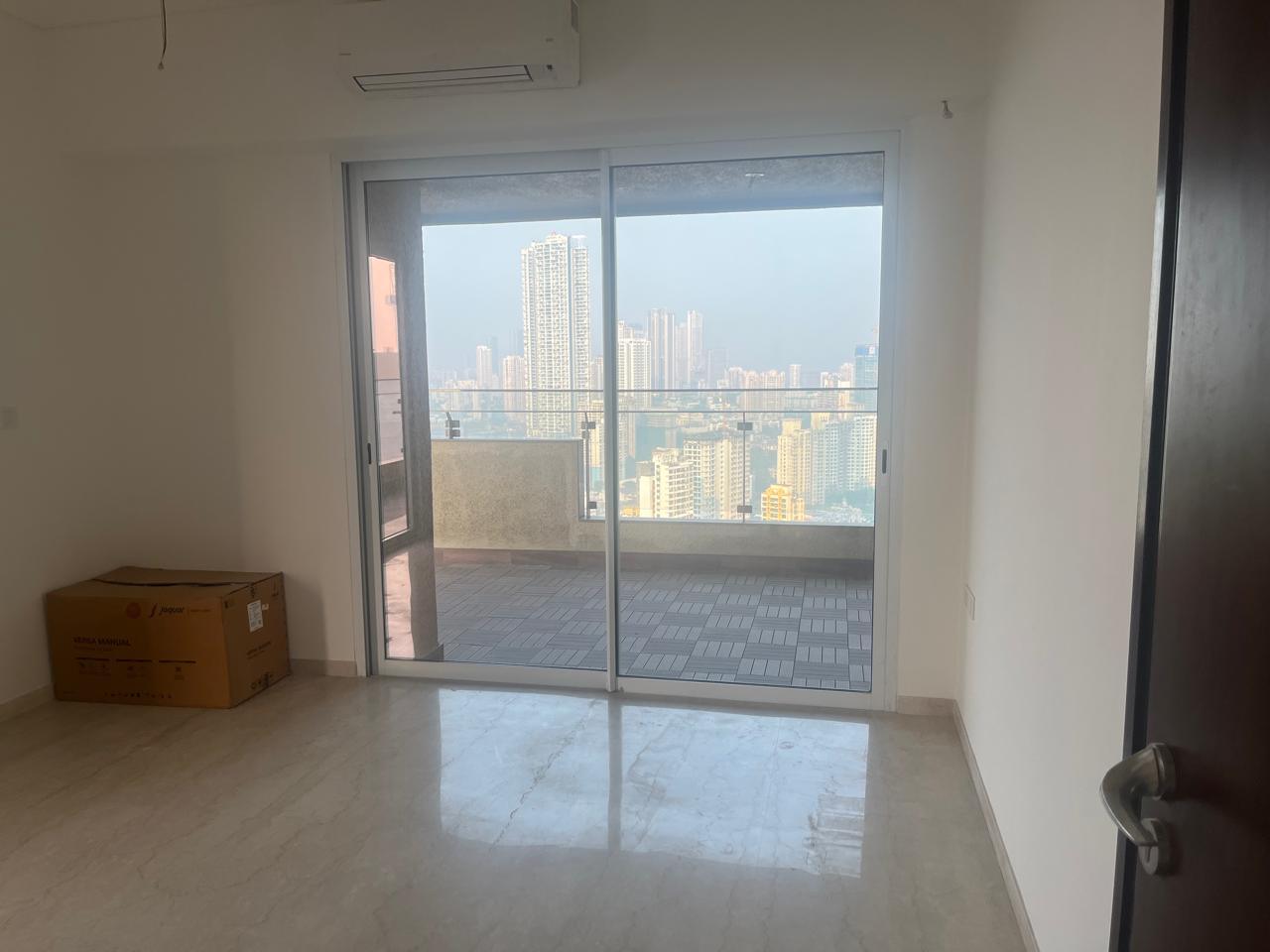 3 BHK Flat for Sale of Carpet 1214 Sq.ft in Lokhandwala Minerva 1A 1B And 1C Mahalaxmi Mumbai by Dinesh Tripathi