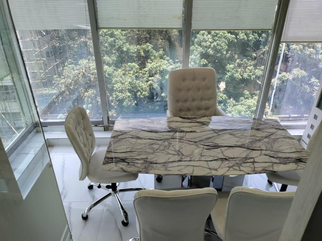 Carpet 500 Sq.ft Office Space for Sale in Makhija Arcade Bandra West Mumbai by Dinesh Tripathi