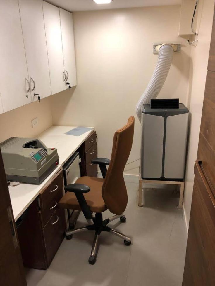 Carpet 1900 Sq.ft Office Space for Sale in Prime Plaza Santacruz West Mumbai by Dinesh Tripathi