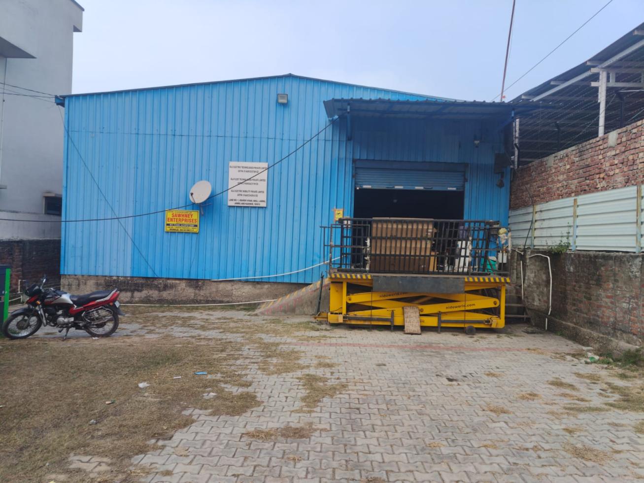 Built-up 3000 Sq.ft Warehouse / Godown for Rent in Channi Himmat Jammu by Anil Sawhney