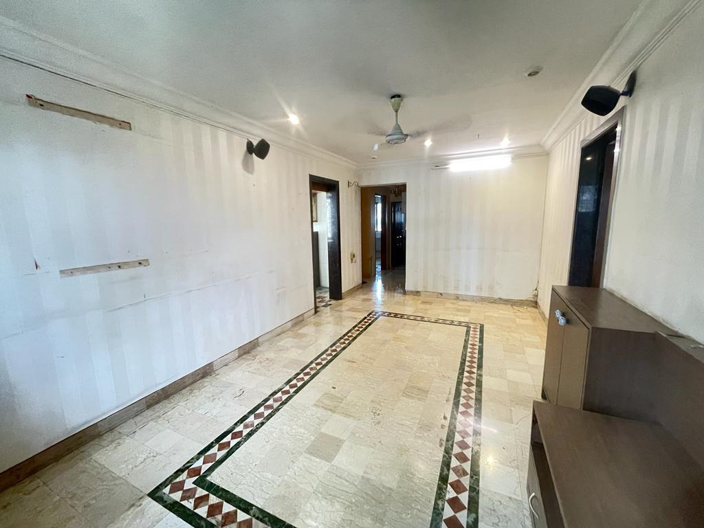 3 BHK Flat for Rent of - On Request - in Oakland Park Andheri West Mumbai by Rajesh Aher